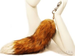 Vuzara - Fox Tail Butt Plug